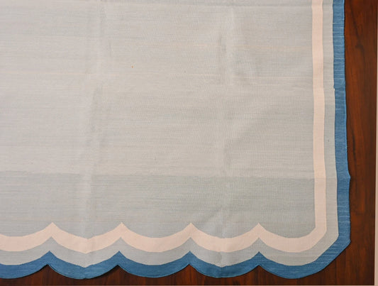 Scalloped Flatweave Dhurrie Rug