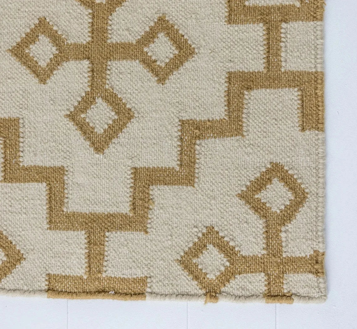 GOLD CROSS FLATWEAVE DHURRIE Handknotted rug