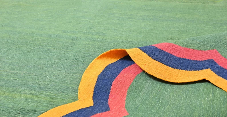 Scalloped Flatweave Dhurrie Rug