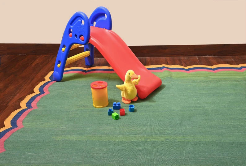 Scalloped Flatweave Dhurrie Rug